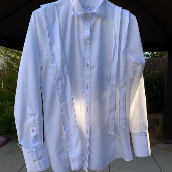 White shirt w/multi color stitchings - Picture 10 of 10